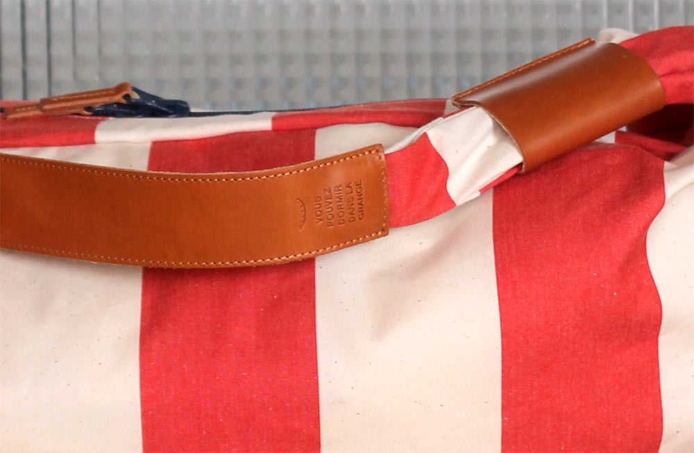 PRE-ORDERED LIMITED ÉDITION STRIPED WEEKENDER