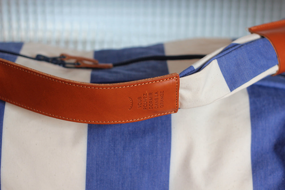 PRE-ORDERED LIMITED ÉDITION STRIPED WEEKENDER