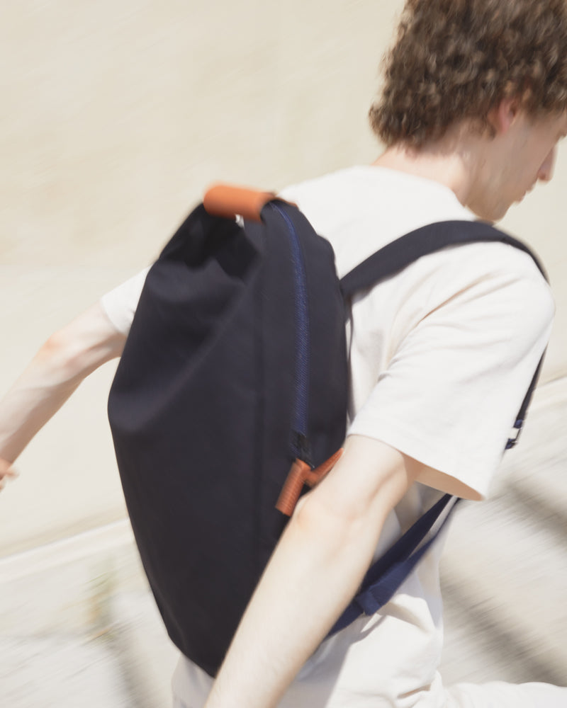 BLACK BACKPACK