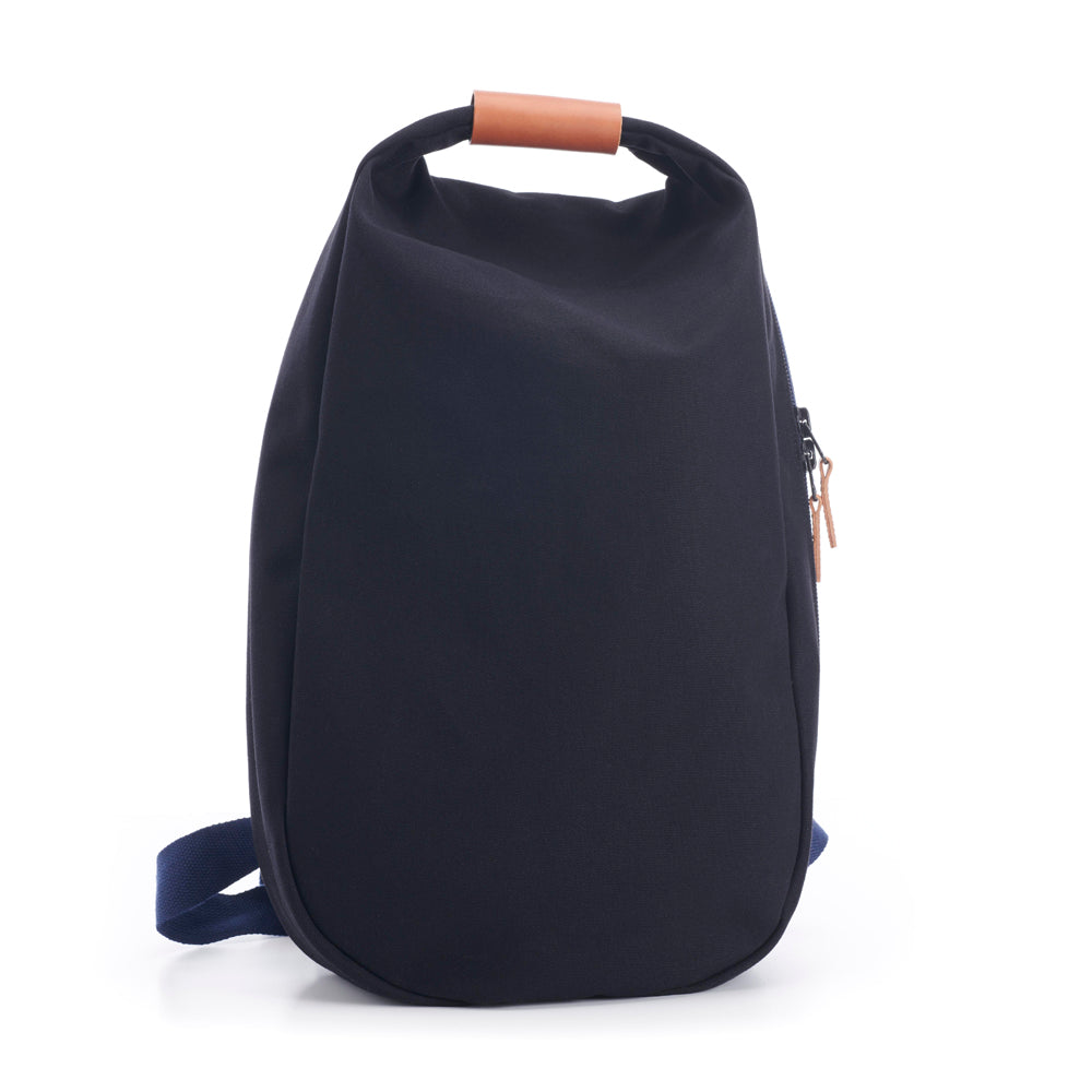 BLACK BACKPACK