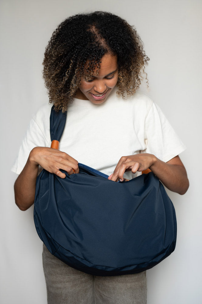 PLUME NAVY WEEKENDER