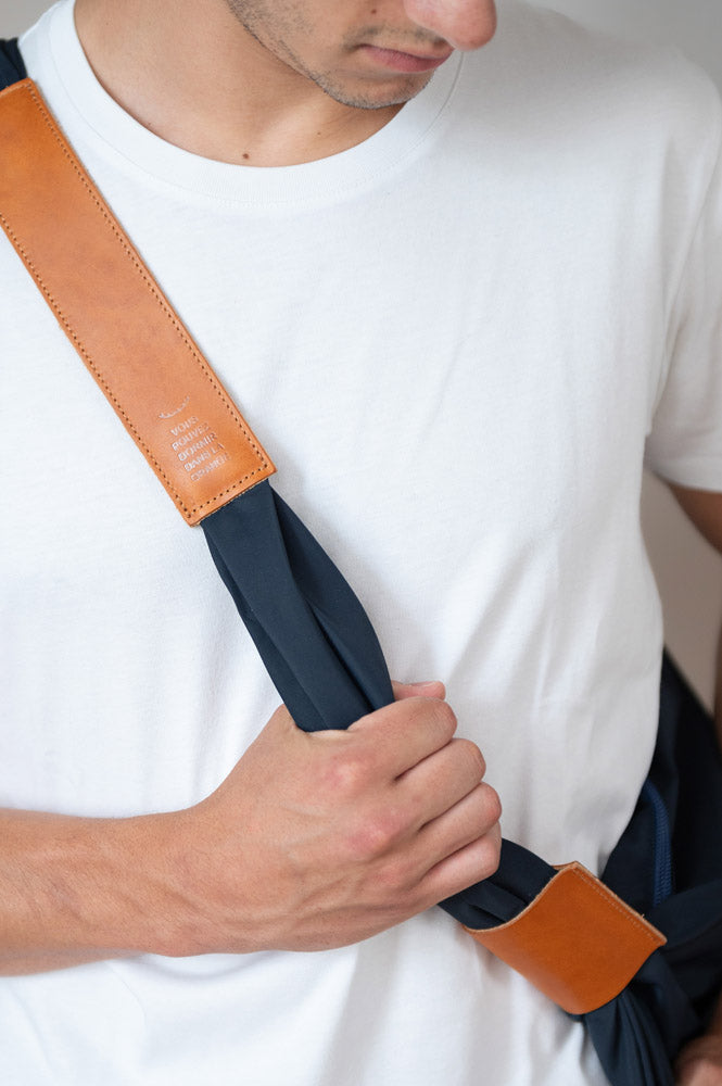 PLUME NAVY WEEKENDER