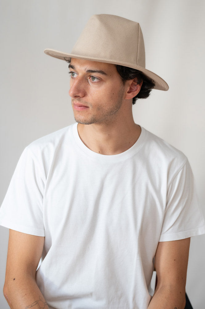 CREAM-COLOURED HAT